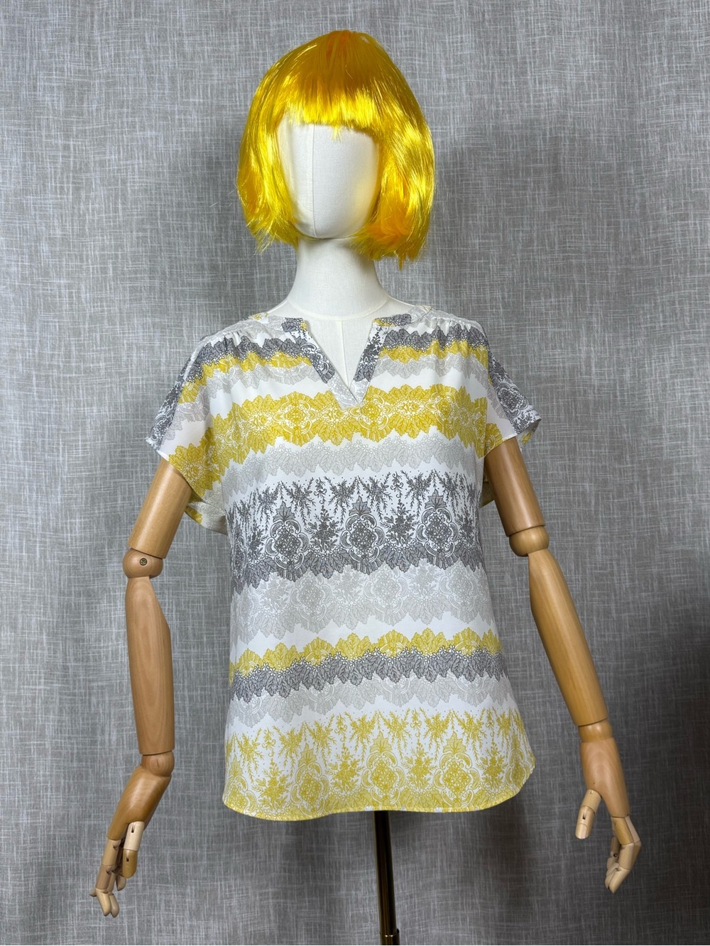 Banana Republic White Short Sleeve Top with Yellow & Gray Lace Stripe